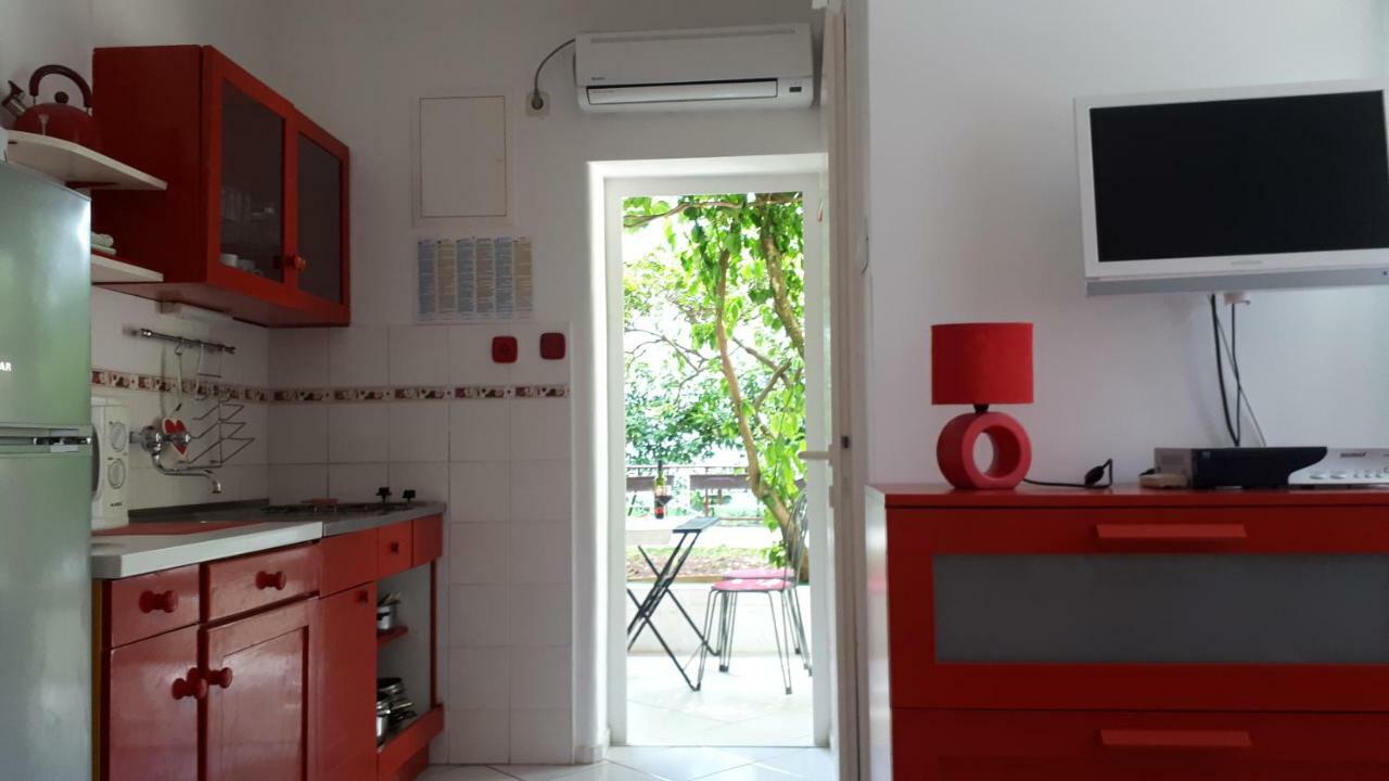 Apartmani Matas Petrcane Exterior foto