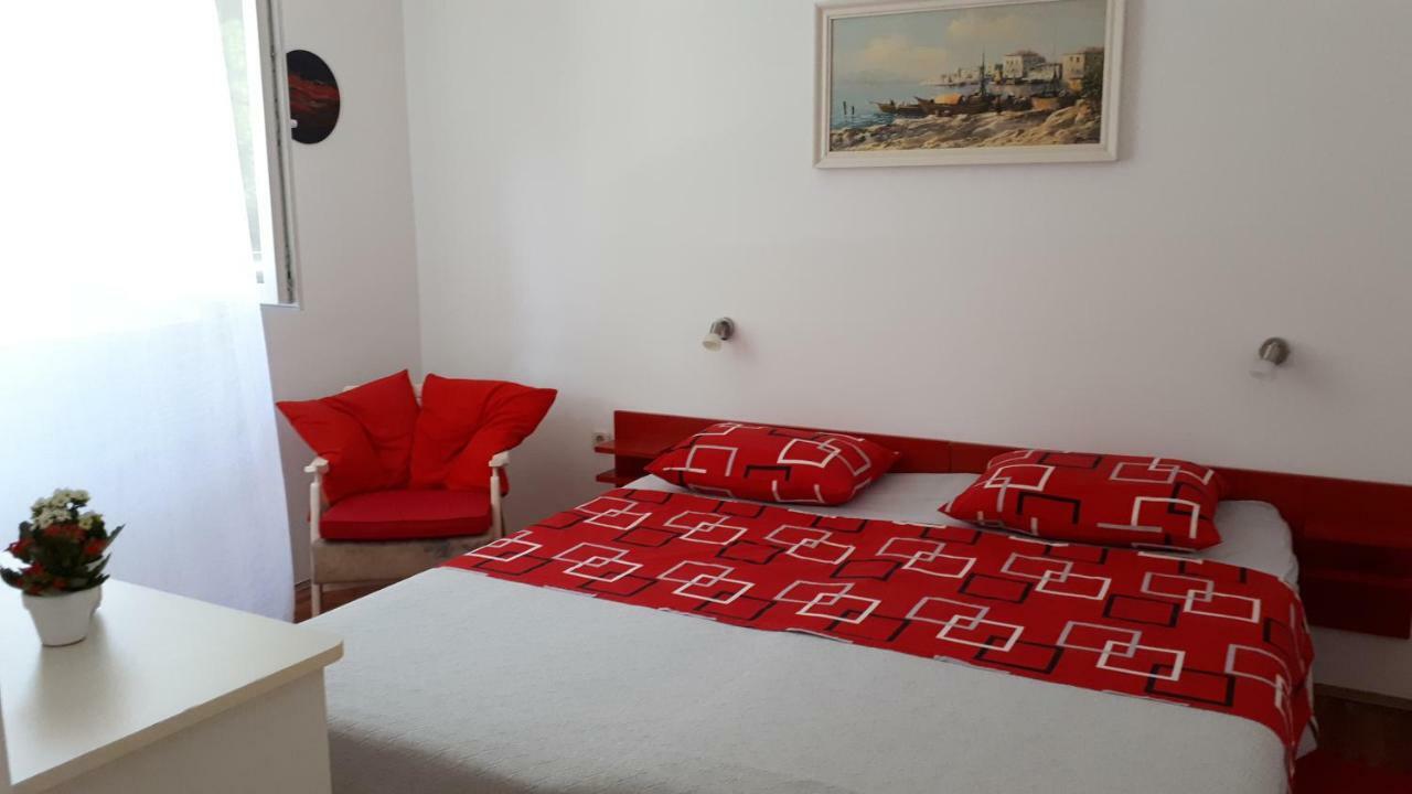 Apartmani Matas Petrcane Exterior foto