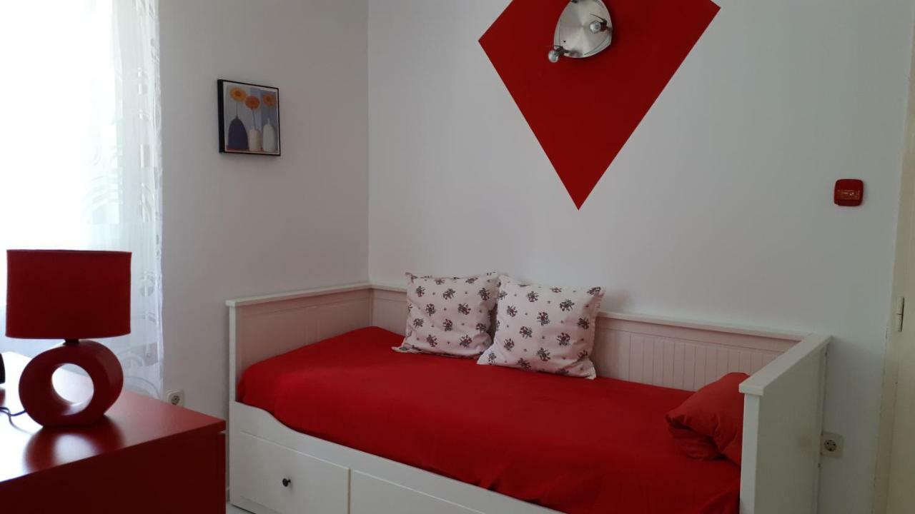 Apartmani Matas Petrcane Exterior foto