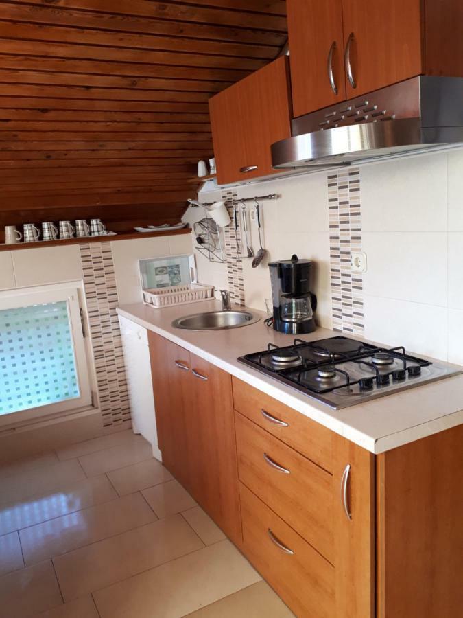 Apartmani Matas Petrcane Exterior foto