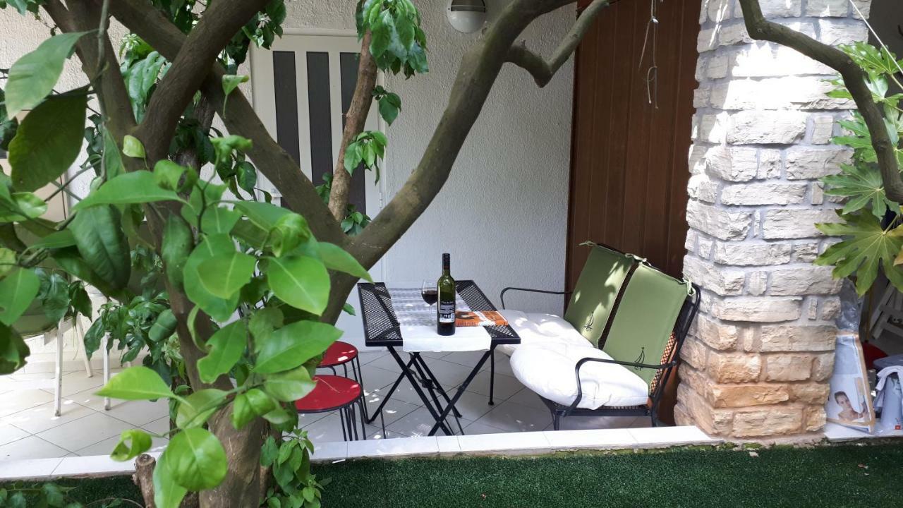 Apartmani Matas Petrcane Exterior foto